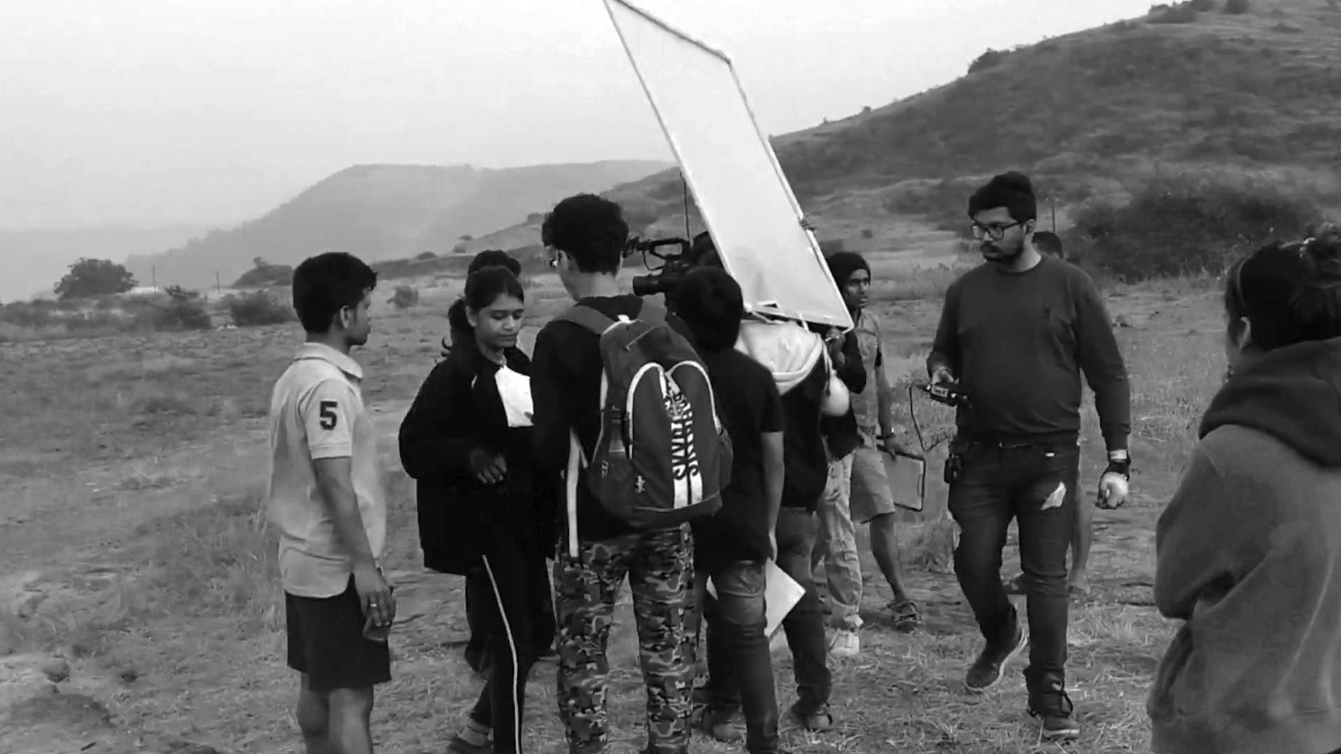 DAARUDA BTS.00_02_51_06.Still013
